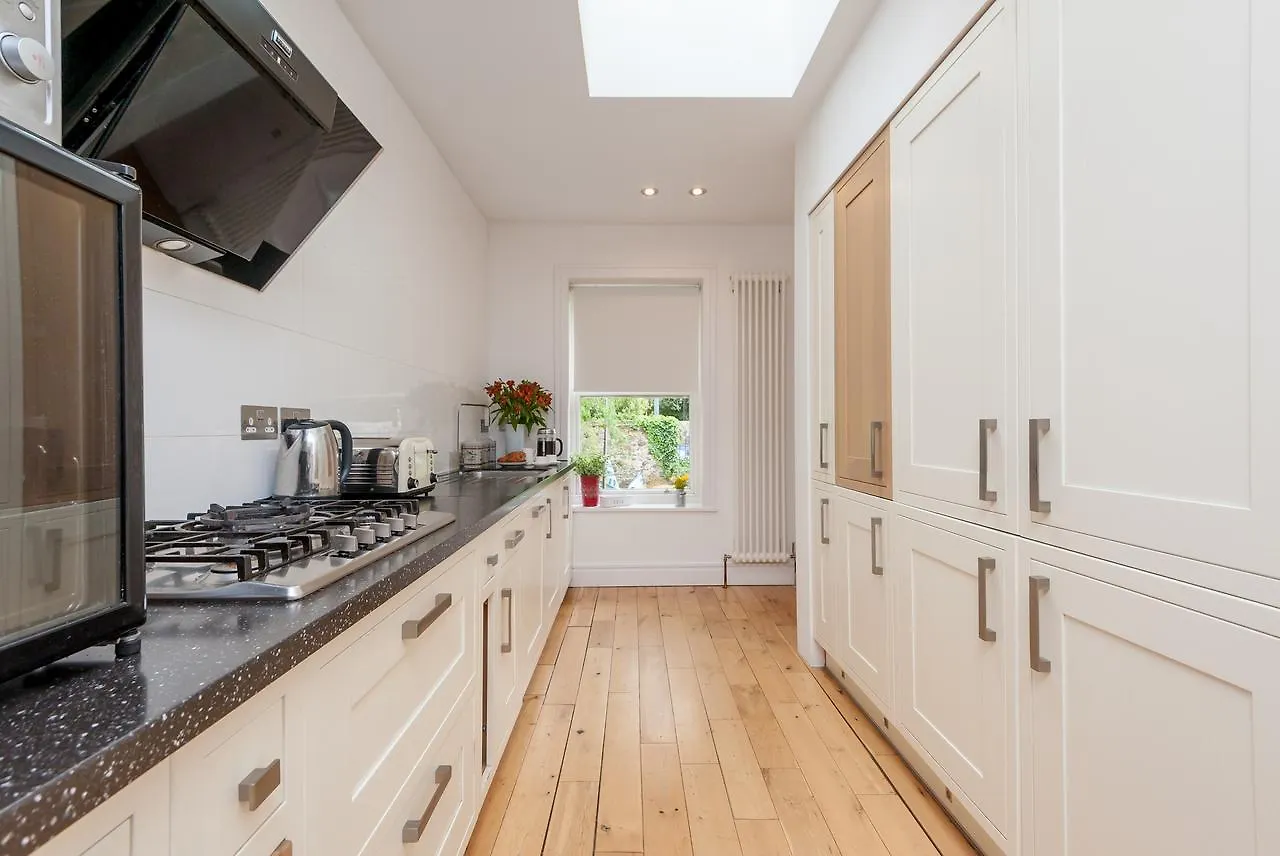 Holiday home The Lochside House Residence Edinburgh