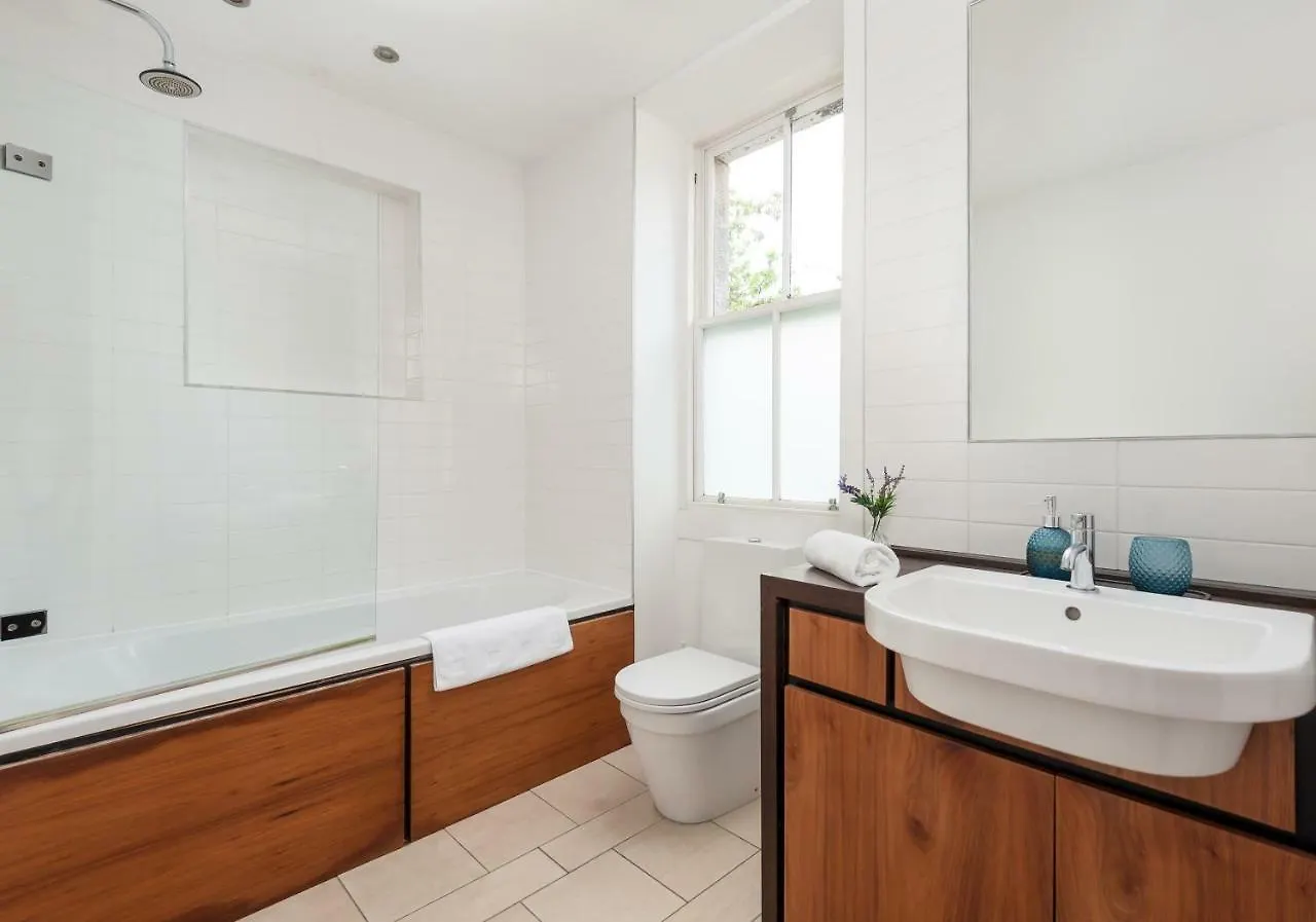 The Lochside House Residence Edinburgh