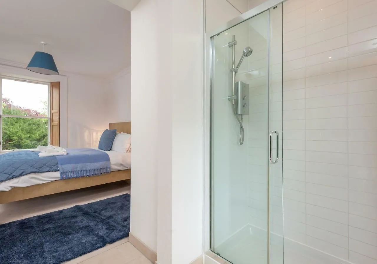 Holiday home The Lochside House Residence Edinburgh