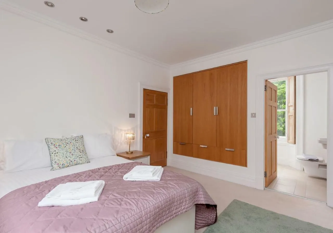 The Lochside House Residence Edinburgh